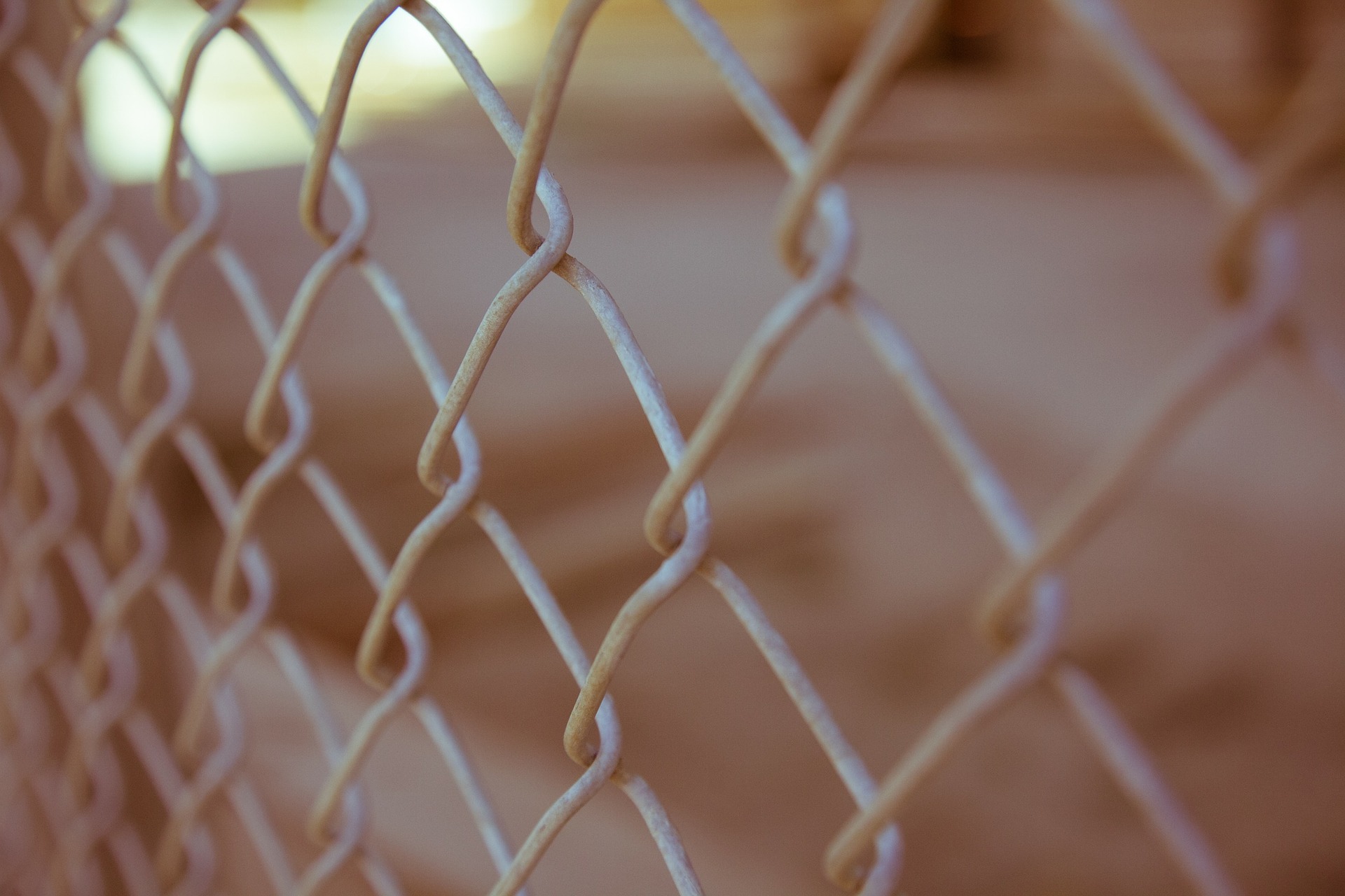 picture of chain link fence